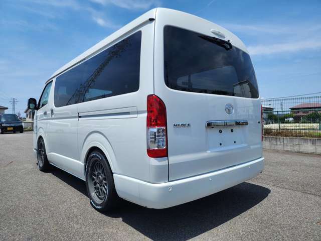 新車未登録/ALPINE　ビッグX/バックカメラ/パノラミックビューM/デジタルインナーミラー/フリップダウンモニター/ルーフスピーカー/パワースライドドア/シートカバー/18inアルミ/ベッドキット
