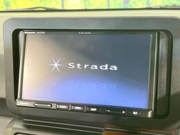 【ナビゲーション】使いやすいナビで目的地までしっかり案内してくれます。各種オーディオ再生機能も充実しており、お車の運転がさらに楽しくなります！！