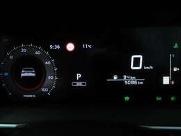 アドバンスドドライブアシストディスプレイ（7インチカラーディスプレイ）（パワーメーター、エネルギーフローメーター、バッテリー残量計、ドライビングコンピューター付、時計、外気温表示）