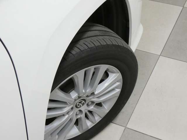 ★「乗る時の安心！！」当店では、自社整備工場にて、12ヶ月点検を行います。診断機等を使用し車のコンディションをチェックし、不具合箇所は整備するので安心です。