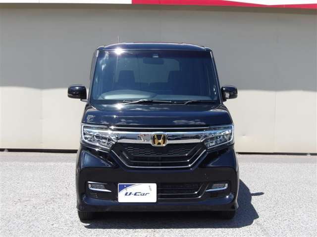 ワイド＆ローのスタイルで走行安定性もばっちりです。運転しやすくロングドライブも安心です。