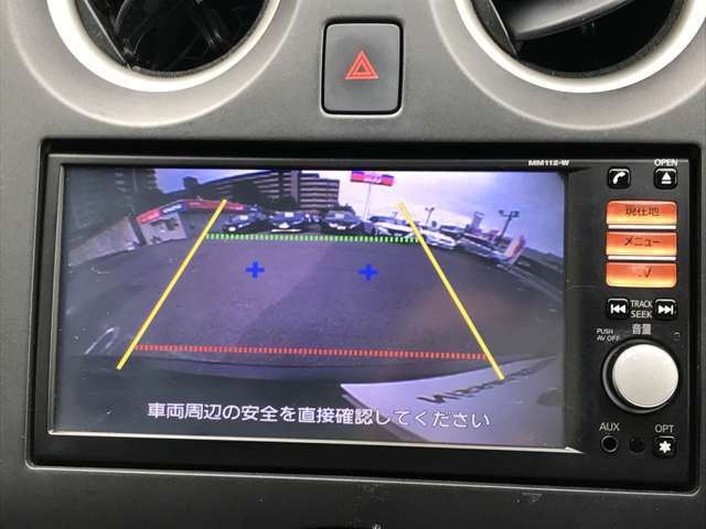 バックカメラ装備