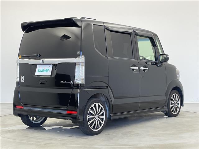 【右斜後】ガリバーの保証は、走行距離が無制限！電球や消耗品、ナビ等の社外品も保証対象。末永いカーライフに対応する充実した保証内容（保証期間によって保証内容は変わります。)