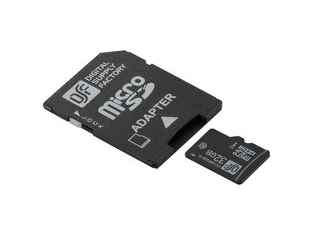 SDカード32GB付属