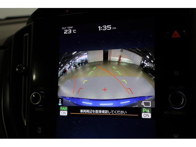 バックカメラ付き、車庫入れ時の後方確認のサポートをします