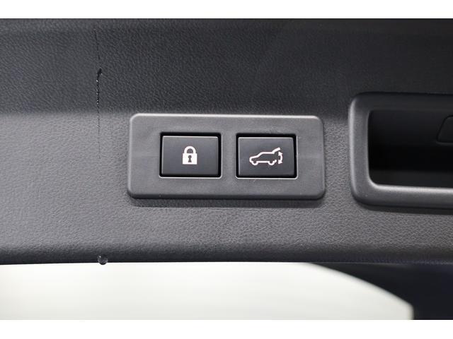 リヤゲートの開閉もワンタッチです