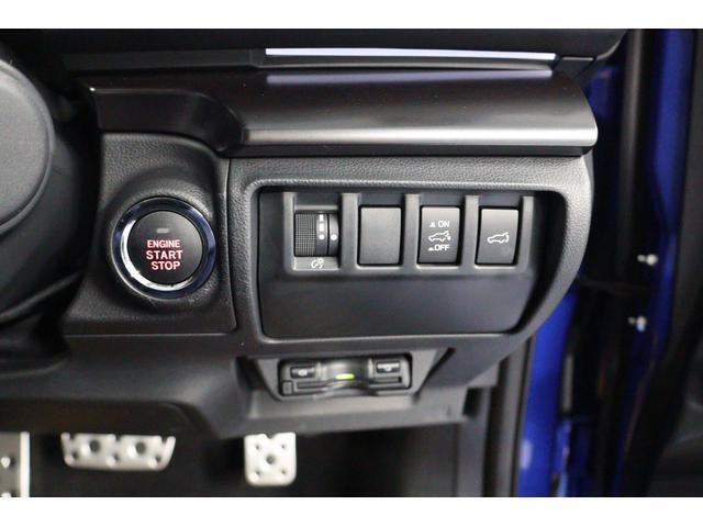 鍵の出し入れ無しにエンジンのオンオフもワンタッチです