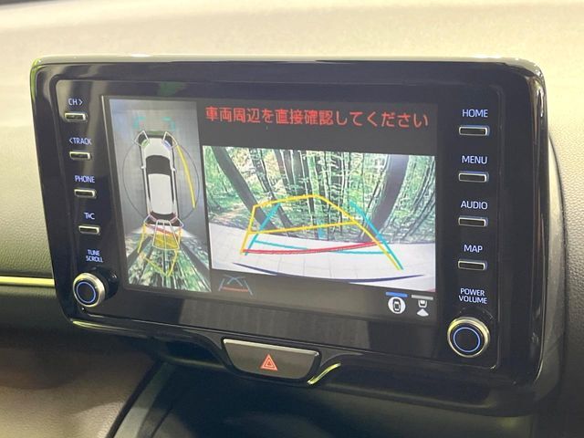 【パノラミックビューモニター】専用のカメラにより、上から見下ろしたような視点で360度クルマの周囲を確認することができます☆死角部分も確認しやすく、狭い場所での切り返しや駐車もスムーズに行えます。