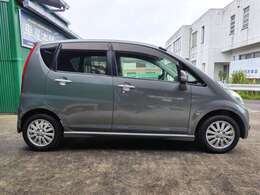 納車前には消耗品の交換一式致します（オイル、オイルエレメント、フロントワイパー、バッテリー、各種補充）その他10000キロ持たない消耗品は全て交換してお渡し致します。全て支払総額に含まれております。