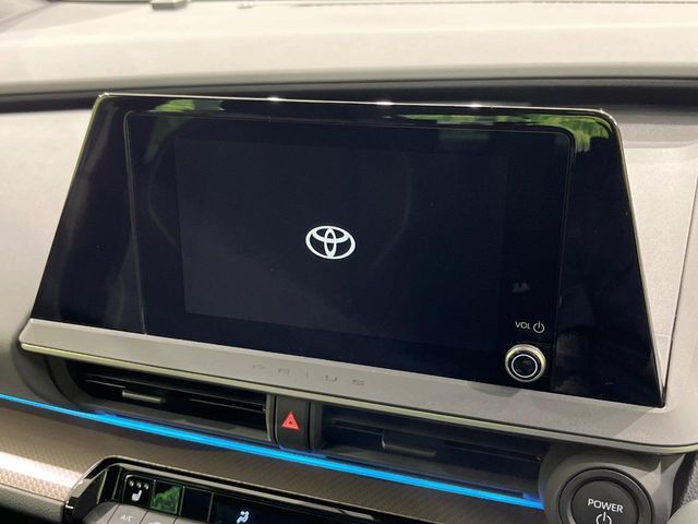 【純正ナビ】人気の純正ナビを装備。オーディオ機能も充実しており、Bluetooth接続すればお持ちのスマホやMP3プレイヤーの音楽を再生可能！毎日の運転がさらに楽しくなります！！
