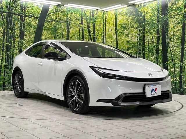 大好評のボディコーティング「弾スプラッシュコート」もご納車までに施工可能。通常のガラスコートと異なる、耐久年数6年の無機質ガラスコーティングが、ボディをキレイな状態に保ってくれます。