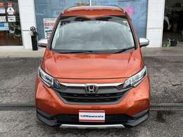 フェニックスではオンライン商談に取り組んでいます！お手持ちのスマホ、パソコンでZOOMアプリをインストールするだけで車輌がお家で見れて商談出来ます！詳しくはスタッフまで。