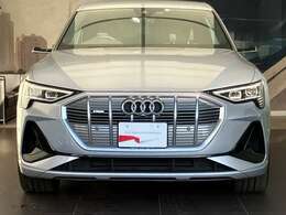 Audiは「Vorsprung durch Technik」（技術による先進）をモットーとして、優れた技術力が支持されています。
