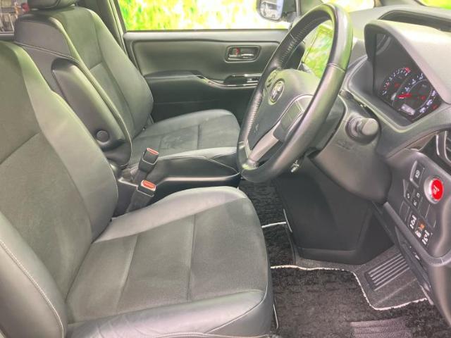 「この車の写真をもっと見たい」「状態が気になる」「この装備はついている？」どんな小さな疑問でもお気軽にお問い合わせください！