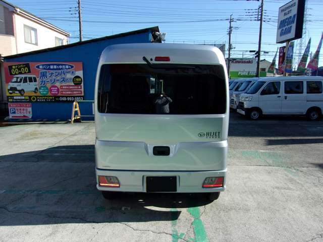 ★軽バンマーケットはお客様の立場になって考え行動することをモットーにしています