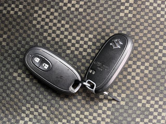 【付属品】このクルマ限定で使える装備品が付いています！使い方などはぜひ実際に店舗にお越しいただき、専門スタッフにお尋ねください！