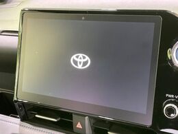 【10.5インチ　ディスプレイオーディオ】大画面のディスプレイはAppleCarPlayやAndroidAutoが利用可能。大きな画面でスマホナビアプリ等が利用いただけます♪