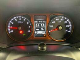 当店では車両本体価格以外に、諸費用を含めた支払総額も表示しておりますので、お客様の予算にピッタリのおクルマお選びができます。コーティングやJAFをセットにしたオトクな購入パックも好評です。