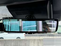 後方の視界を確保するための重要な安全装備であり、運転中の状況判断を支えます☆彡近年では、従来の鏡面タイプに加え、車内カメラと連動したデジタルインナーミラーも登場し、夜間や悪天候時でも鮮明な映像です☆彡