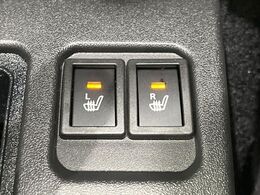 【シートヒーター】寒い日に重宝するシートヒーター！エアコンより早く温まってくれるので寒がりの人も安心ですね♪エアコンの温風は乾燥するから苦手、という方にもをおすすめです。