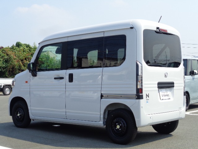 中古車にもボディーコーティング施工できます。一度ボディを磨いてから施工しますので、光沢のある綺麗な状態でお乗りいただけます。お気軽にご相談下さい。