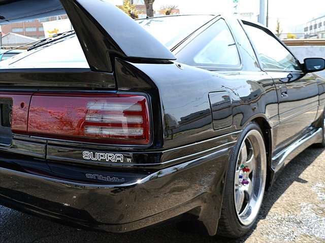 SUPRA 2.5GT TWIN TURBO R スープラ ツインターボ トヨタ スープラ 2.5 GTツインターボ R ワイドボディ 1992年