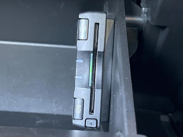 【ETC】高速道路の料金所をストレスなく通過！話題のスポットやサービスエリアに多い「スマートIC」利用時は必須のアイテムです。当店でセットアップを実施、ご納車当日からすぐにご利用いただけます！