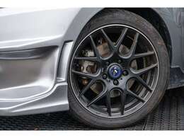 MONSTERコンプリートカー/カーボンボンネット/ECU/車高調/エアロダイナミクスバンパー(フロント/リア)/マフラー/カーボンGTウイング/サクションキット/ペダル/フロアーマット/ピラー/シフトノブ/アイライン/ナビ★