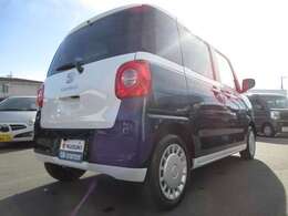 右後方より撮影☆無料保証付き販売車です！ ☆全国どこへでも！ 陸送可能(有料)ですので、県外の方も是非ご相談ください！