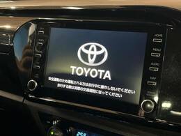 【メーカー純正ナビ】インテリアに溶け込むスタイリッシュな「専用設計」メーカーナビを装備♪視認性や操作性など基本性能にも優れ、より上質なカーライフをお楽しみいただけます。