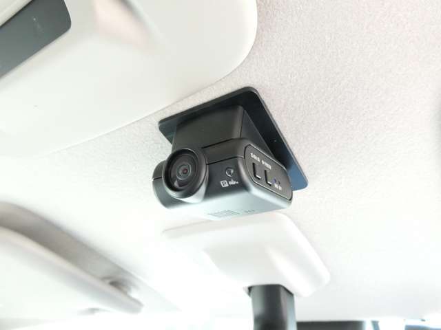 もしもの時にあなたを守るドライブレコーダー！あおり運転などの危険な運転を明らかにでき、事件、事故の際の有力な証拠にもなり、運転者の安全運転意識向上にもつながります。