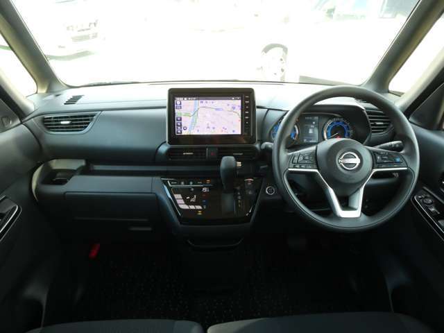 広々とした見晴らし角度を確保☆信号や標識の視認性が向上し、安全運転に貢献☆