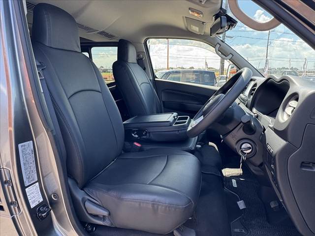 になる車両などあれば、すぐにお問合せ下さい！右のカーセンサー専用ダイヤルからお電話いただくとスタッフがご質問にお答えいたします。