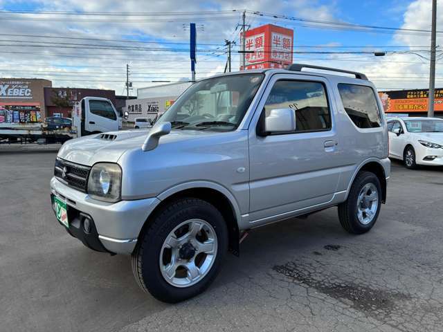 走行7.0万キロ！大人気軽クロスカントリー、ジムニー4WDターボが入庫しました！フルセグナビ、エンジンスターター、冬タイヤ付き！