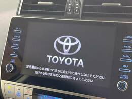 【メーカー純正ナビ】インテリアに溶け込むスタイリッシュな「専用設計」メーカーナビを装備♪視認性や操作性など基本性能にも優れ、より上質なカーライフをお楽しみいただけます。