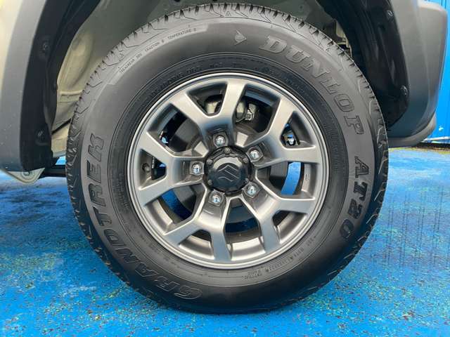 【有限会社クライス】です。当社のウリは中古車を中古と思わせない【業界トップクラスの仕上げ】が魅力です！！また、高価買取・アフターメンテナンス・自動車保険などお車に関わること、全てお任せください！！