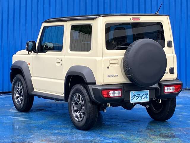【有限会社クライス】です。当社のウリは中古車を中古と思わせない【業界トップクラスの仕上げ】が魅力です！！また、高価買取・アフターメンテナンス・自動車保険などお車に関わること、全てお任せください！！