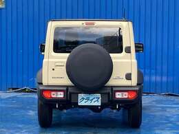 【有限会社クライス】です。当社のウリは中古車を中古と思わせない【業界トップクラスの仕上げ】が魅力です！！また、高価買取・アフターメンテナンス・自動車保険などお車に関わること、全てお任せください！！