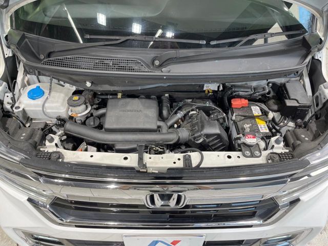 親切・丁寧な専門メカニックスタッフが応対！・車検・点検整備・事故等の修理などアフターサービスも安心。お車のカスタマイズもネクステージのサービススタッフまでご相談ください！