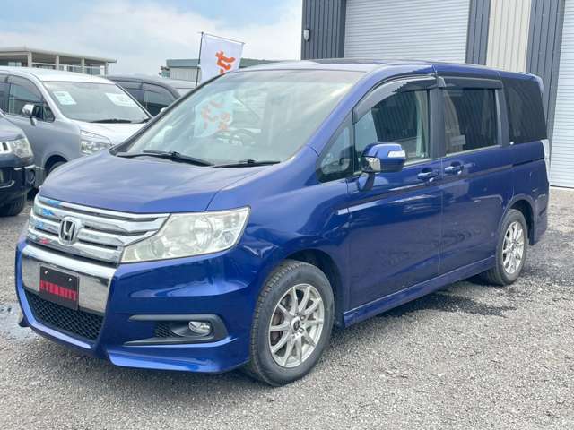 人気のハイト系スライドドア付などの軽自動車や高級セダン・3列シートミニバンなど店舗にないお車をお探しできます。