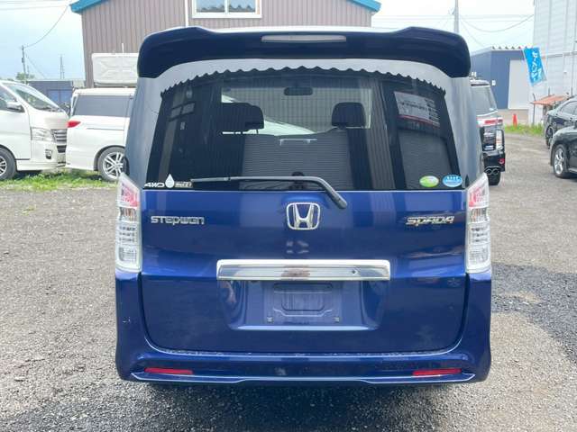 女性や、お車に詳しくない方でも安心してご来店ください！わからないこと、気になることがあれば何でもご質問ください♪当店のスタッフがわかりやすくご説明いたします！