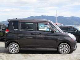 遠方のお客様は陸送にてお車のお届けも可能です。お気軽にお問い合わせください。