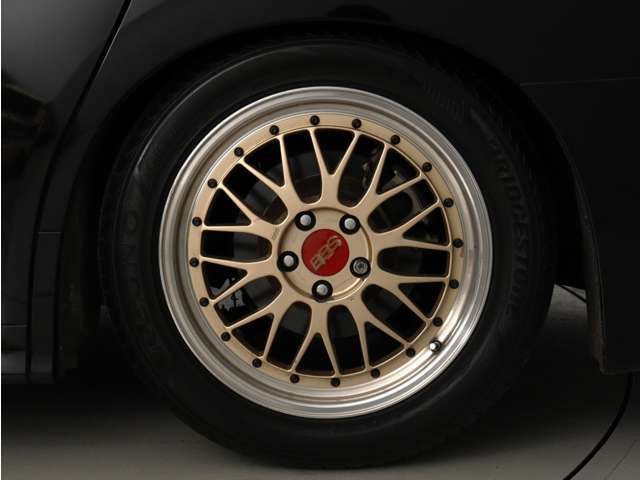 【大人気！高級ホイールメーカーBBS製アルミに車高調カスタム】お客様のお好みの新品18インチ、19インチ、20インチホイール装着可能！ヴァルドやワークなどのメーカー品も取り寄せ可能です！