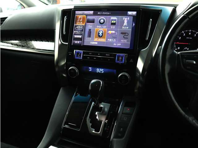 【大人気！ALPINE製BIG-X11インチナビ♪】大画面によりナビ情報も見易くDVD再生など迫力の有る映像も楽しめます！また、ブルートゥース接続など多彩な機能を取り揃えております！