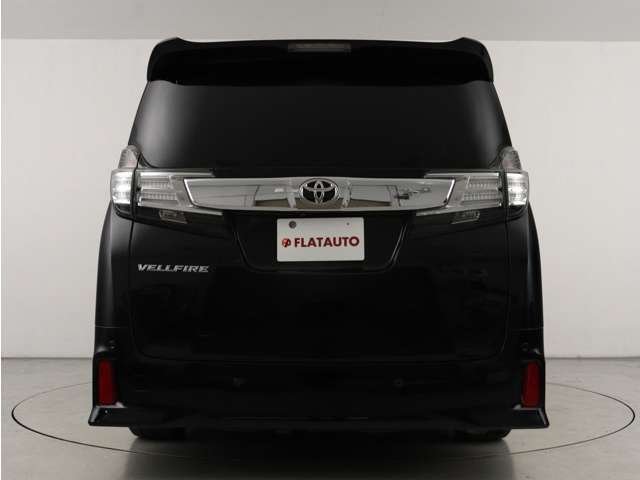 前後ドライブレコーダーもお取り付けできます！安心安全なカーライフには必需品ですね！