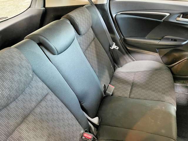 ☆高速道路来店アクセス☆千歳・苫小牧方面からお越しの場合、新川IC出口よりすぐ右折、新川通り15分ほど進み、突き当りT字信号を右折、一つ目の細道（信号なし）を右折し、100mほどで右手に当店がございます。