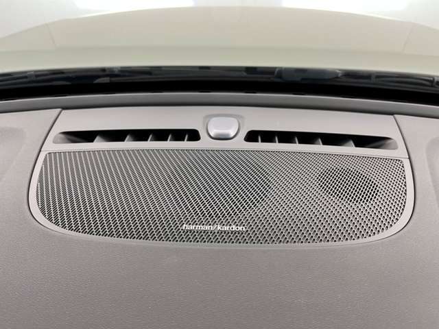 harman/kardonプレミアムオーディオ。オーディオの再現性がより高まり、プレミアムな移動空間を実現します。