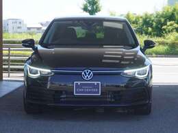 経験豊かなメカニックによる整備でお車自体の状態はもちろん、商品展示前に社内『商品化センター』にて内・外装共に良質な状態に磨き上げ、お車をご提供出来る様、運営しております。