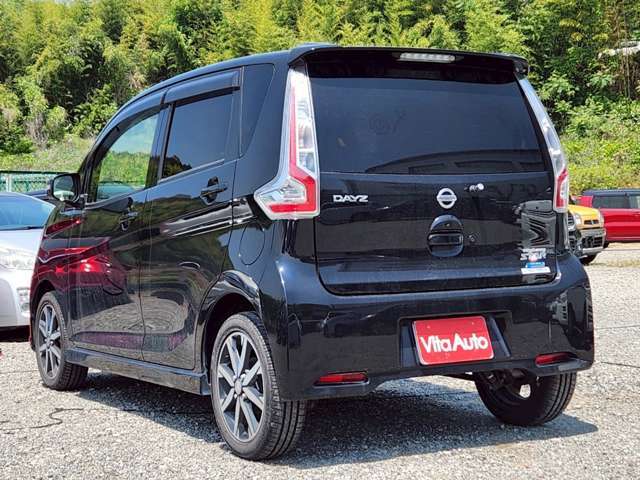 ローン実績500件以上！一括では難しくてもローンならどうですか？求めていた車のワンランク上の車でもローンで、月々の支払いが少なく出来れば手に入ります。大阪狭山市茱萸木3-1301-4