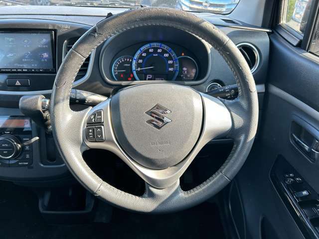 自社整備工場完備！　納車後のアフターフォローも安心してお任せください！